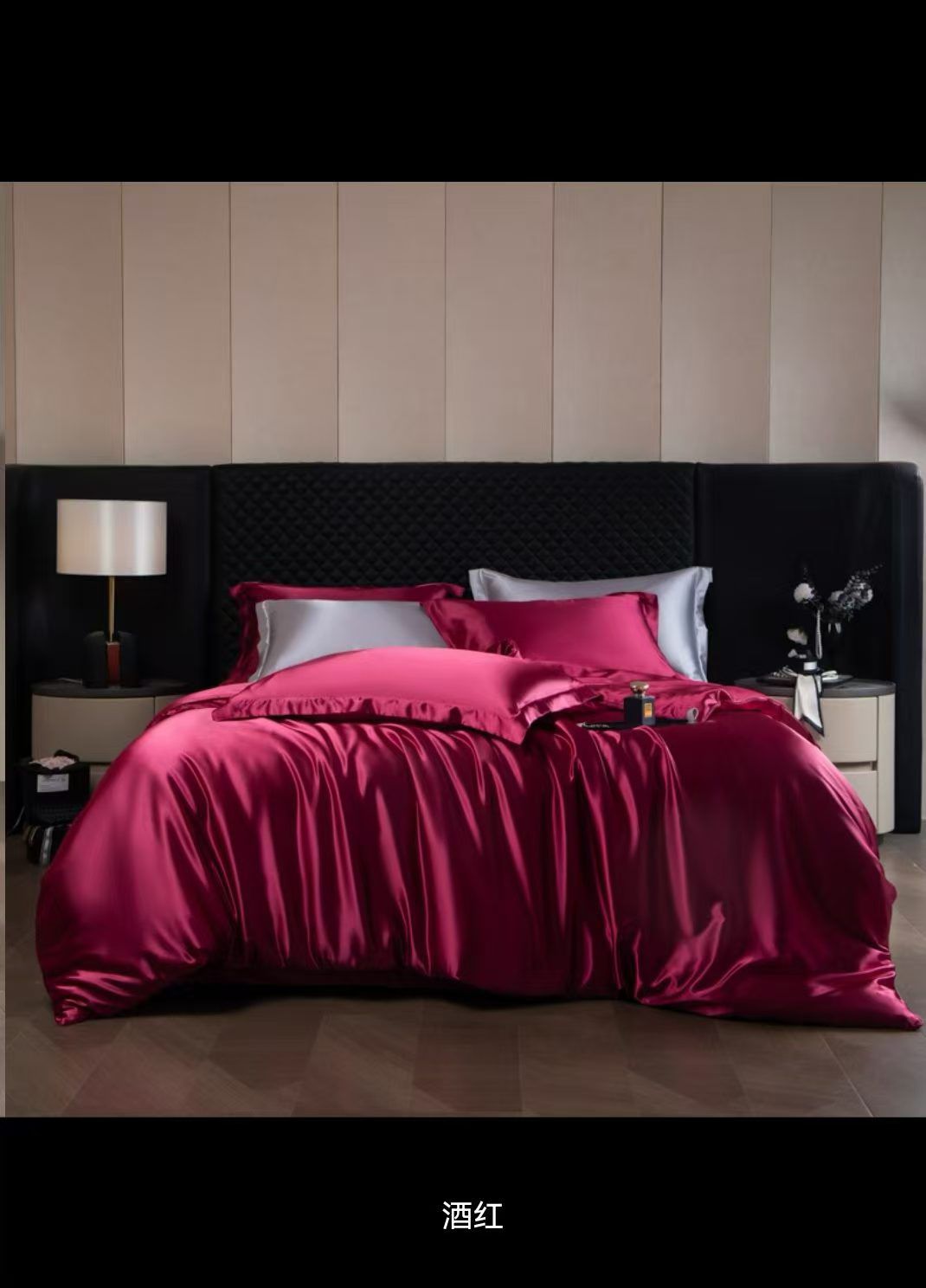 🌸 Silk Duvet Cover Set / Duvetcover Silk , Bedsheet, Four Pillowcases 6*6 🌸
Natural silk material is breathable, hypoallergenic, and gentle on the skin,
Material: 100% genuine silk for a rich, soft