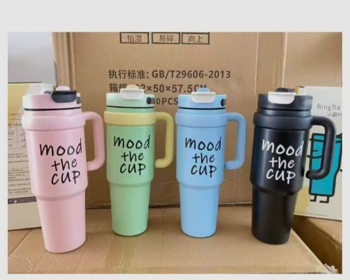 💃 900ml Mood the cup Stanley Mug Tumbler With Handle And Straw Lid / Insulated Reusable Stainless Steel Travel Mug Sports Water Bottle -900 ml💃