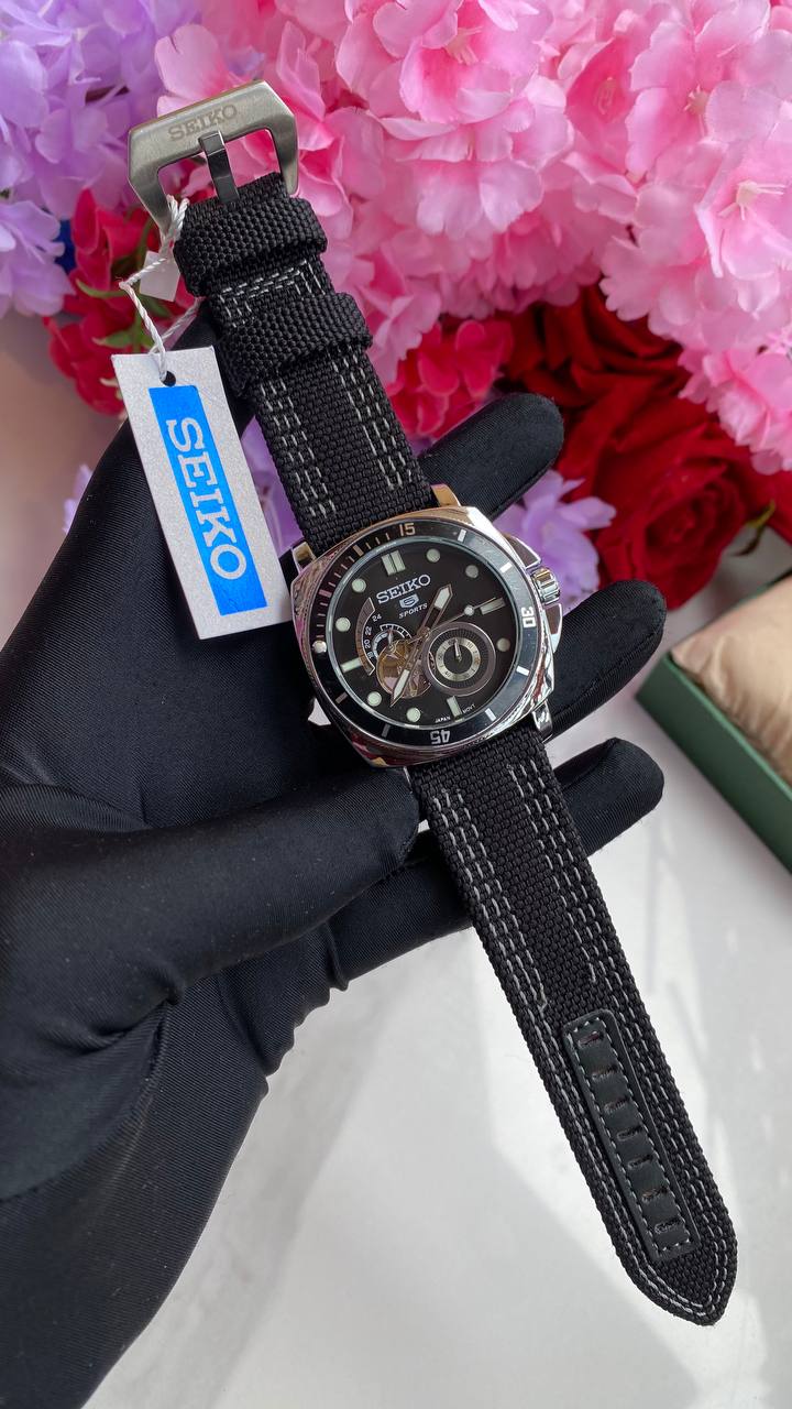 🔥⚡️NEW STOCK⚡️🔥

SEIKO 5 SPORTS AUTOMATIC  WATCH
