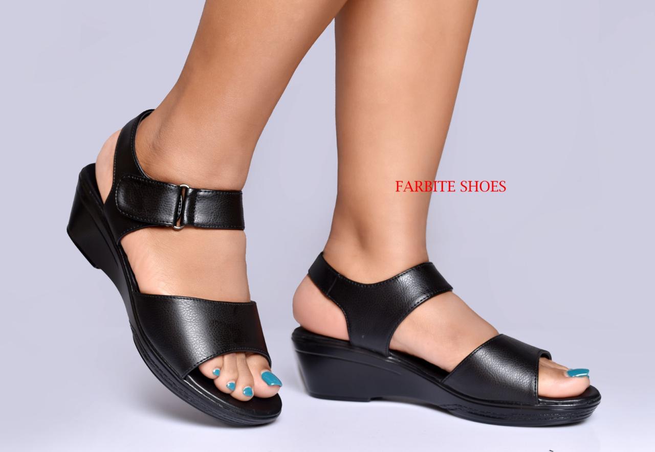 ⚡ BLOCK OPEN NEW  ARRIVAL ⚡Classic BEAUTIFUL FARBIT OPENS vintage /ladies women wedges. High quality latest design  shoes  the best/latest shoe in market .Very classic elegant heels ⚡cute as pictured⚡
