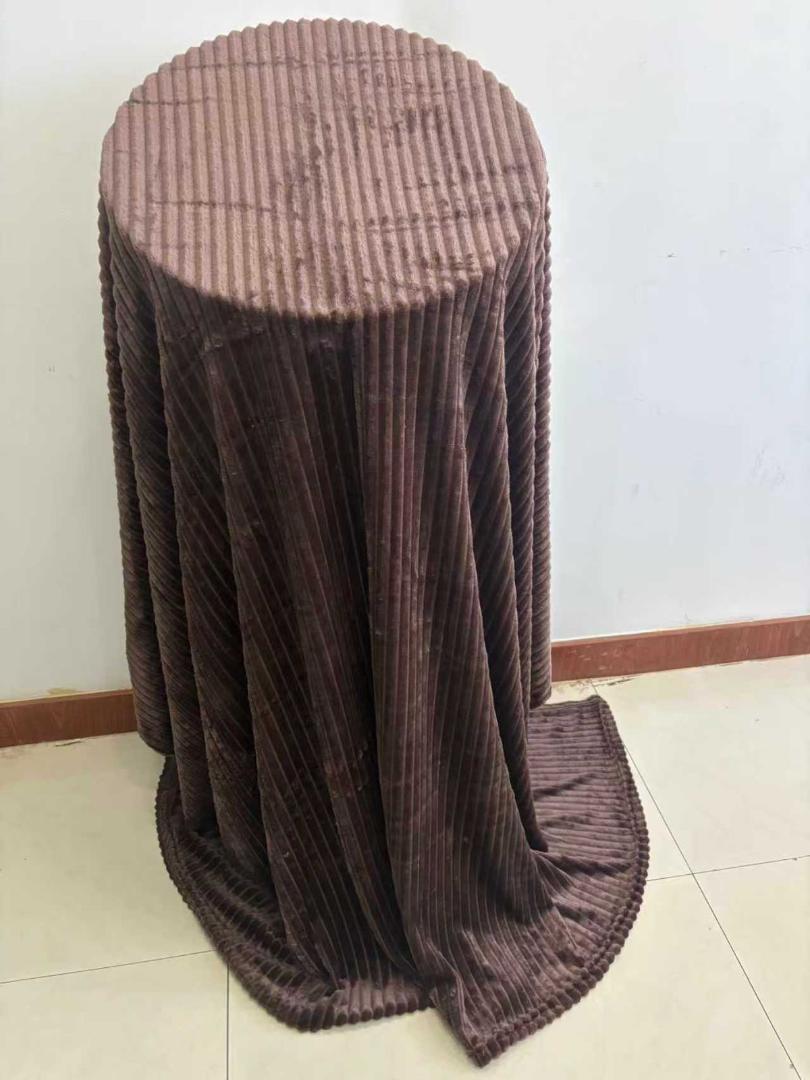 SHERMAN PLAIN THROW BLANKETS.  MATERIAL- VELVET. CAN BE USED IN THE SITTING ROOM, BEDROOM, IN THE CAR AND EVEN OUTDOOR . THEY ARE BIG ENOUGH TO CUDDLE ATLEAST 2 PEOPLE. AVAILABLE IN 4/5,5/6,6/6    OS