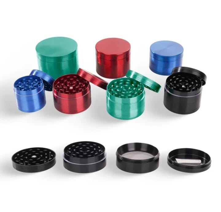 10PCS 4 Layer Wholesale Metal Herb Grinders. Dry herbs and Spice Crusher