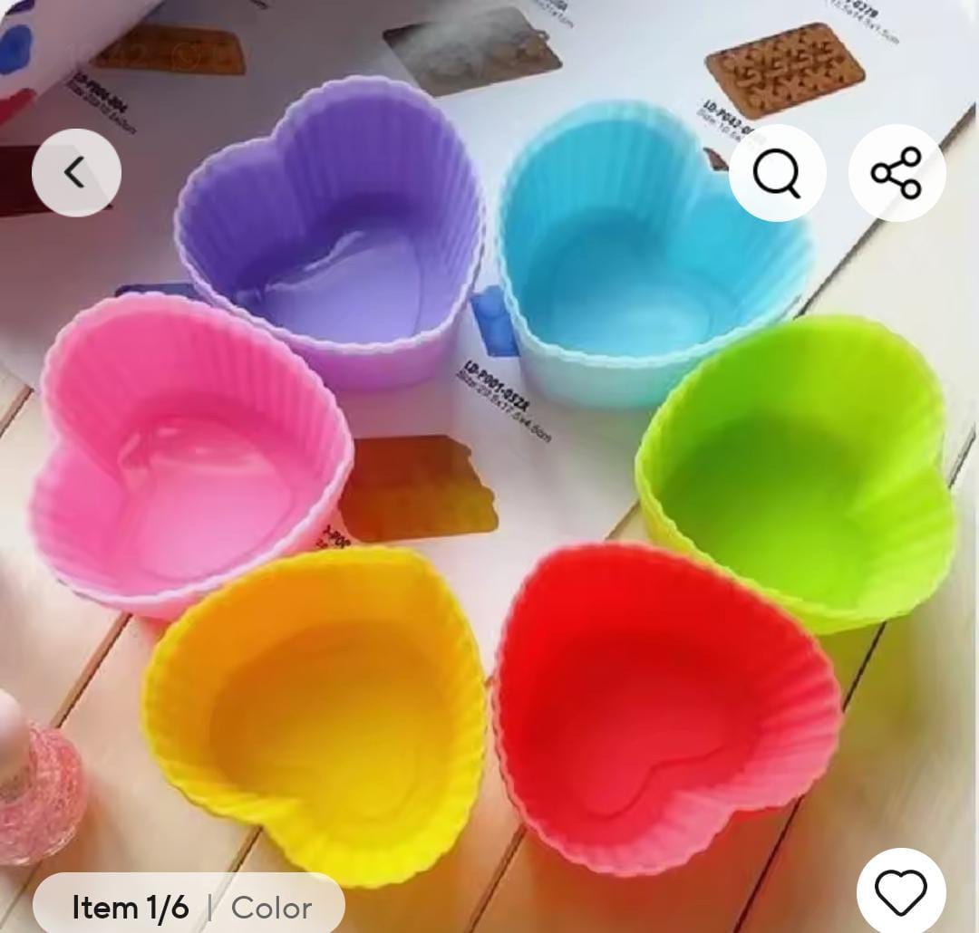Restocked💥💥💥 12 pcs re useable Silicone cup cake mold