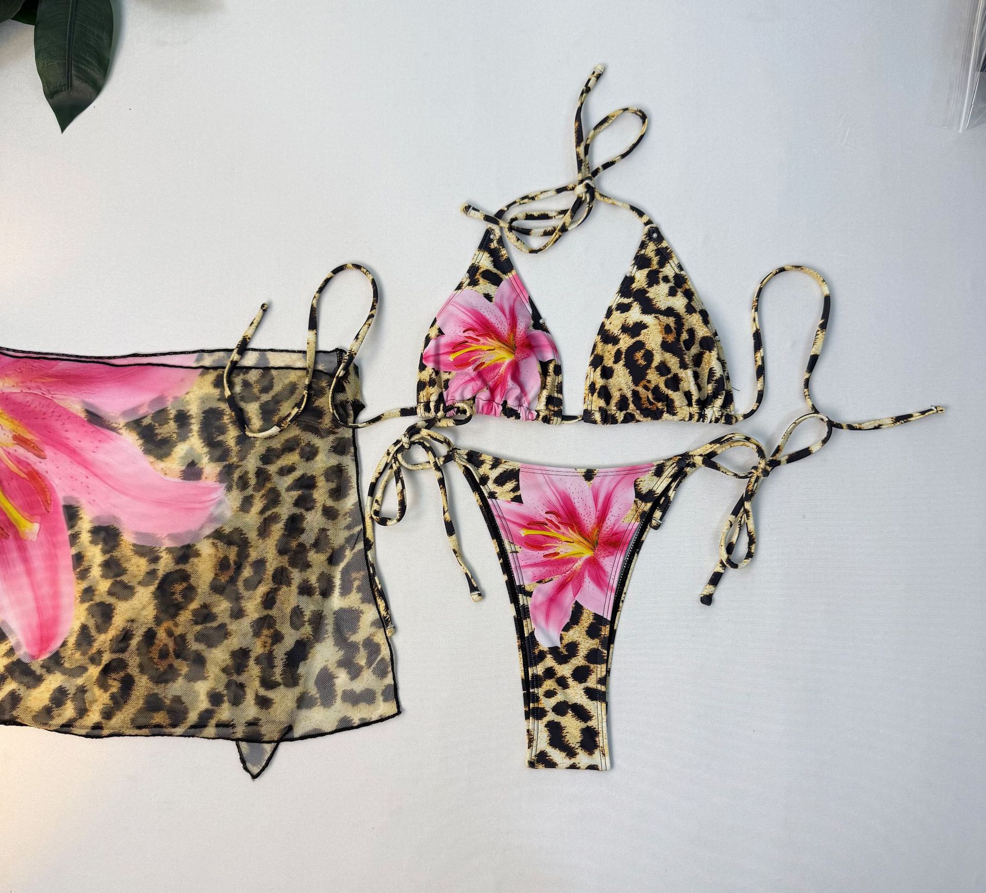 3Piece Set Bikinis Sets Girls Cute Triangle Swimsuit With Beach Cover Up Bathing Suit Summer Fashion Printed Swimsuits For Girl R0112B