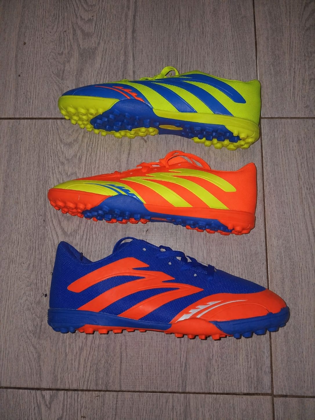 🚨 MEGA OFFER – SELLING FAST! 🚨⚽🔥🚨🚨⚽🔥 High Quality Pro Turf Trainer  Football Shoes – Anti-Slip Training Sneakers 🔥⚽.Improves control, balance & performance.Perfect for turf, street football