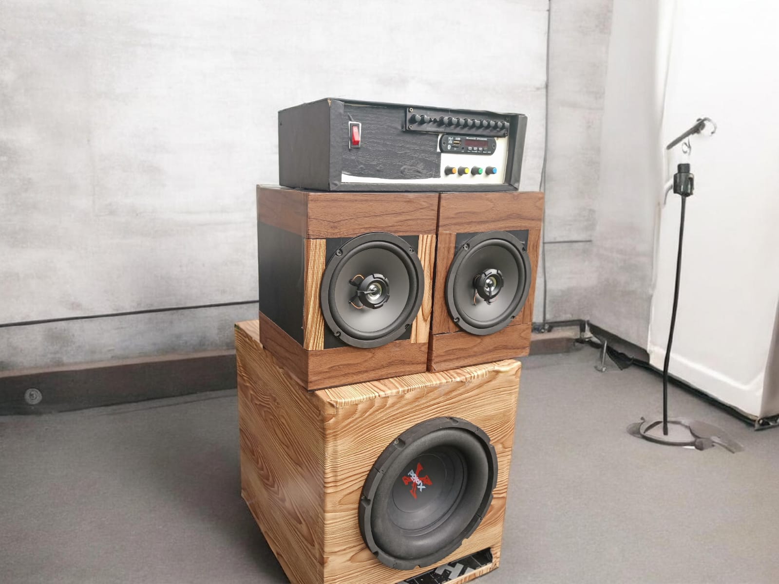 Sony Xplod 2.1 10" Sony Xplod subwoofer Boschman Equaliser Preamp Bluetooth 6.5" Woofers Speakers Bass Boost Stereo effect  Tuned cabinets Deep bass Amplifier Powerful Home Theater sound system