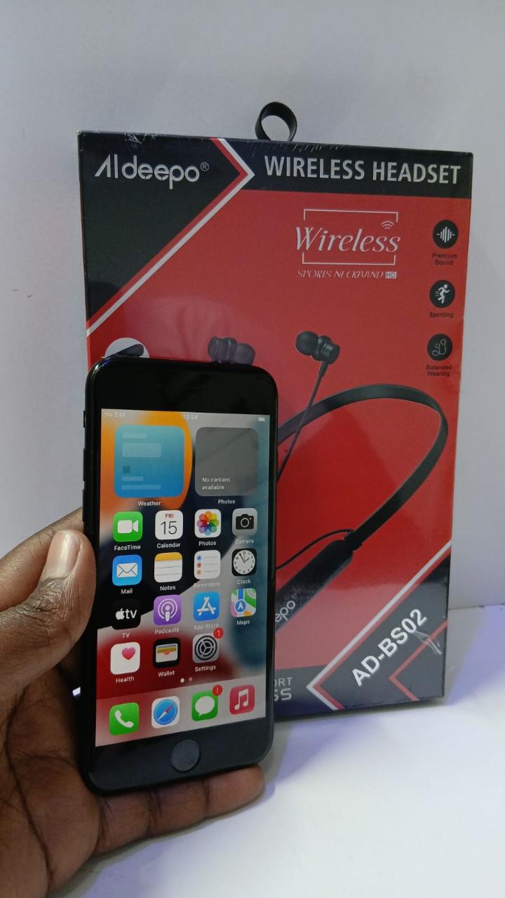 Iphone 7 128gb + Free aldeepo neckband +free cover