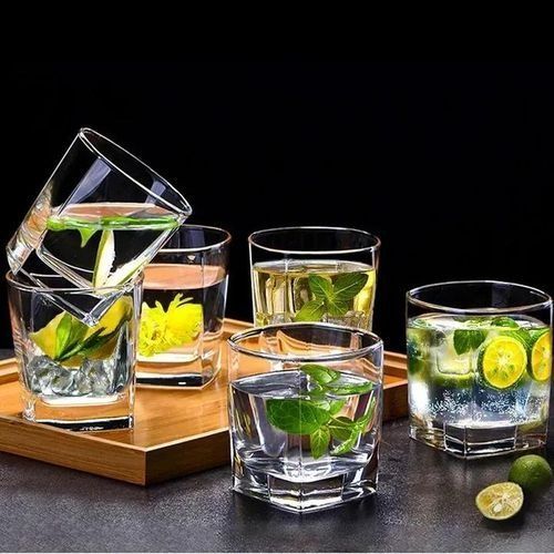 CLEARANCE OFFER ~ 6PCS CRYSTAL SQUARE WHISKY GLASSES.
