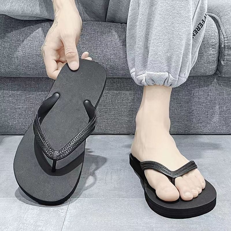 Step on poop feeling, summer trend, internet celebrity, versatile, anti slip, super thick trend, outdoor style, angle casual couple slippers