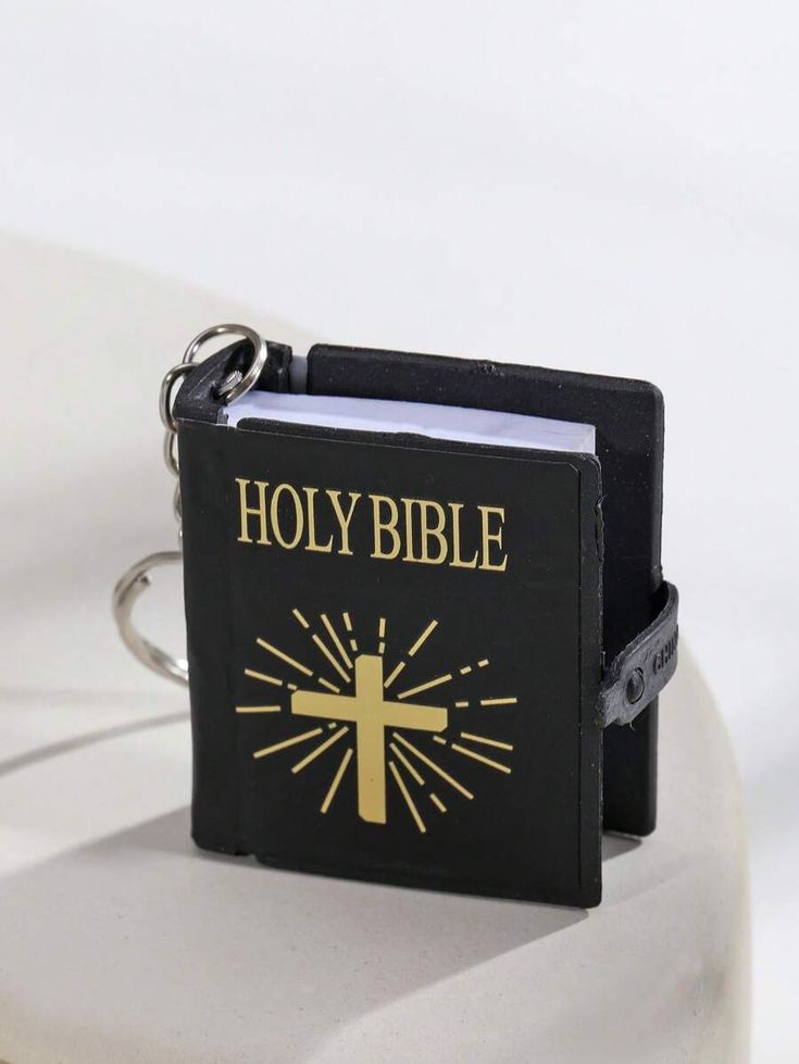 NEW!! MINI-BIBLE KEYCHAIN, (english) unique holy bible (keychain)  available in english. ( black and gold color).