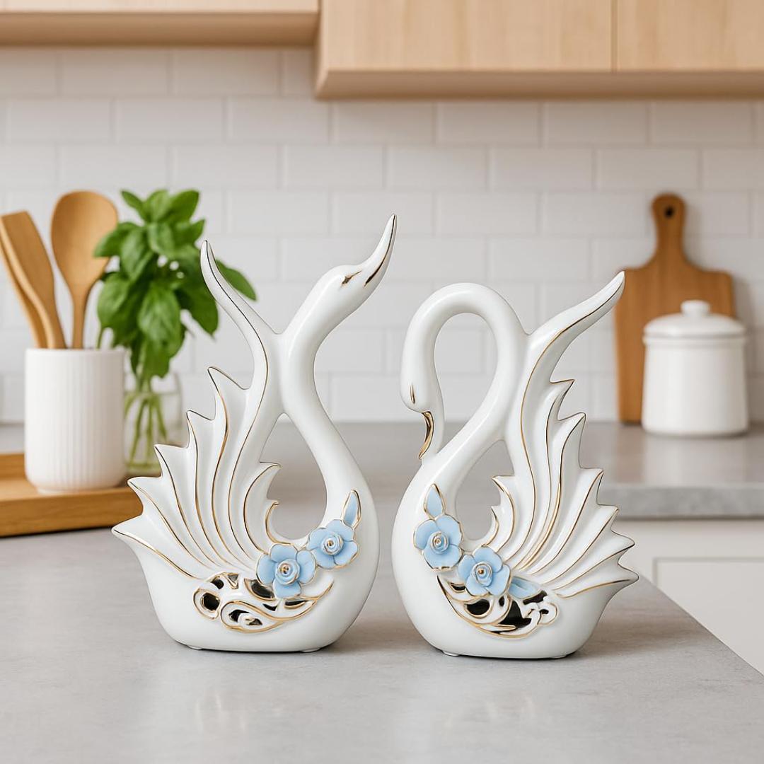 Elegant Ceramic Swan Couple Figurines Set, Luxury White and Gold Porcelain Bird Sculptures with Floral Accents, Romantic Wedding Gift and Sophisticated Home Decor Accents for Living Room