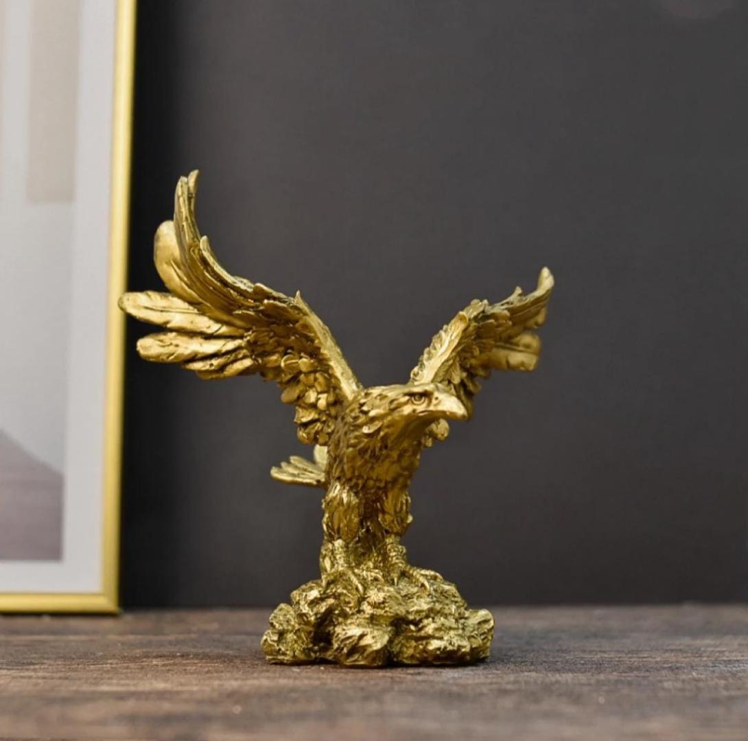 Golden Eagle Resin Ornaments Statue, Golden Eagle Sculpture Modern Home Office Figurine Decor Desktop Decoration