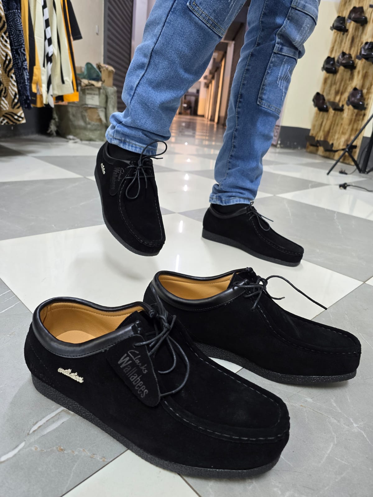 Original Clarks Wallabee – Premium Leather Quality & Rubber Sole
Step out in timeless style with the iconic Clarks Wallabee. Designed for both comfort and durability.