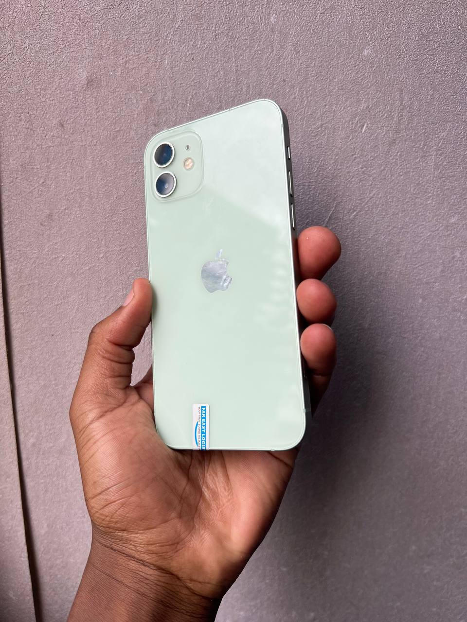 Apple iPhone 12 128gb - Fully Unlocked - VERY GOOD Condition