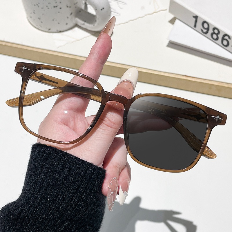 Ultra-Light Anti-Blue Light Photochromic Eyeglasses High-End Business Commuting Frames Versatile No-Prescription Slimming 1PC