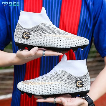 MERCURIAL SOCCER SHOES SIZE EU41 (SMALL FIITTING)-  COLOUR WHITE.
-High Ankle Football Sneakers.
-Knitted Fabric with Leather Uppers and a Stylish Design suitable for athletic activities.
-Breathable.