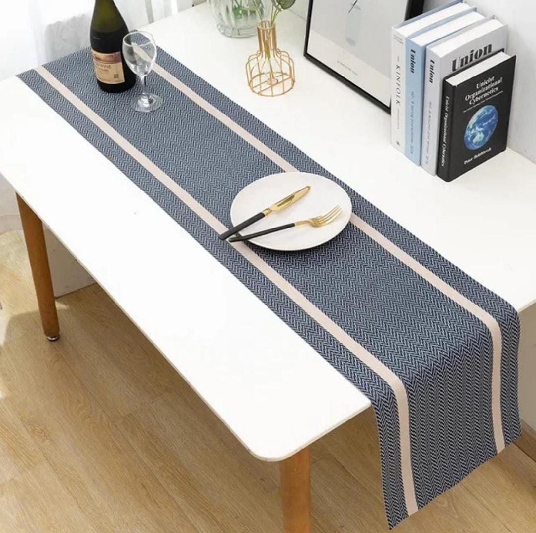6pcs pvc  table mats plus one table runner(30*180cm)