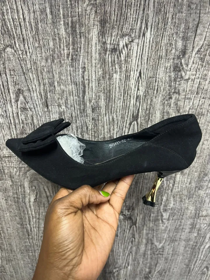 Thrift Kids Heels. Thrift Girls Heels. Size 34, Normal Fitting, 1.5 inches