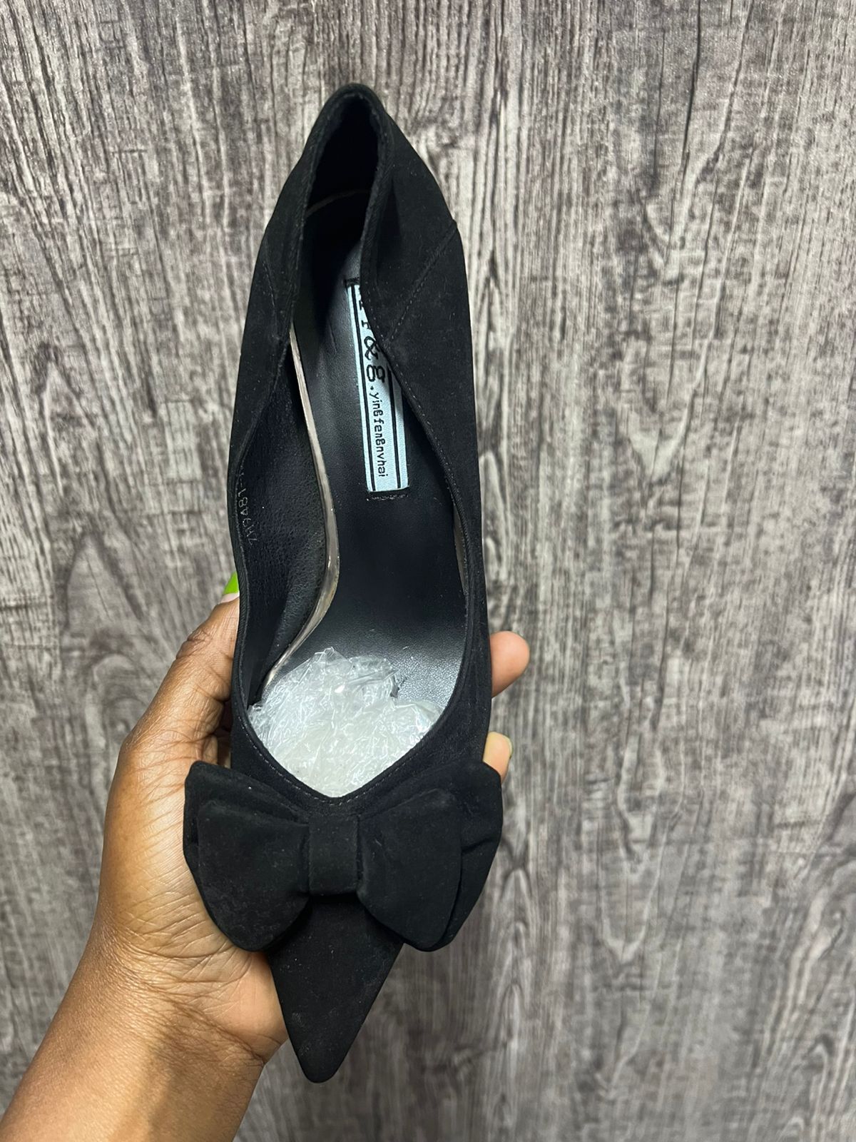 Thrift Kids Heels. Thrift Girls Heels. Size 34, Normal Fitting, 1.5 inches