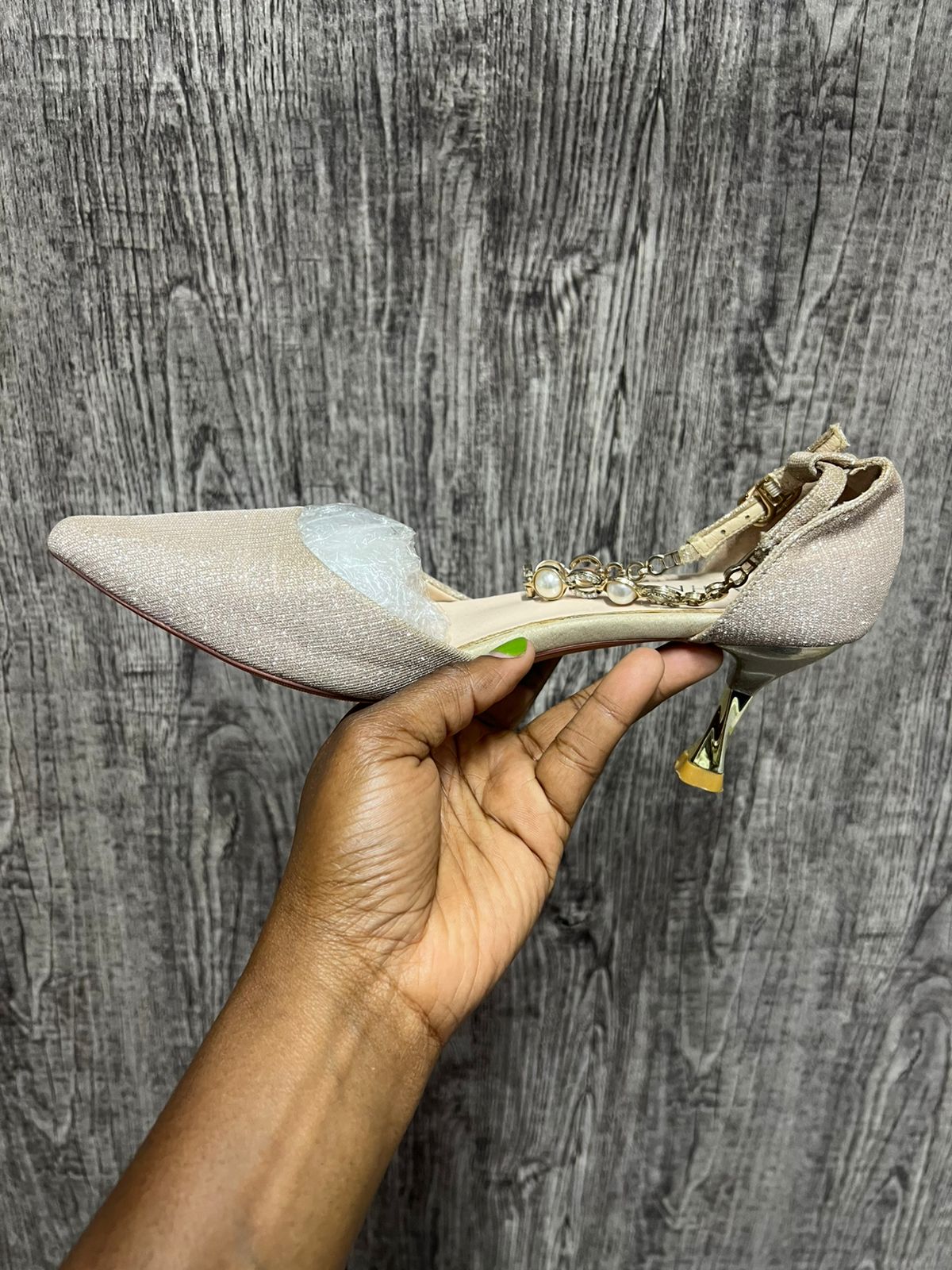 Thrift Womens Heels, Small Feet. Thrift Kids Heels. Thrift Girls Heels. 1.5 inches, Size 37, Normal Fitting