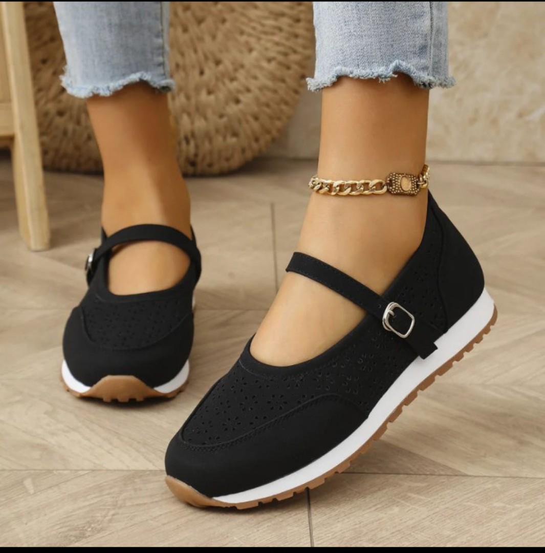 LADIES BREATHABLE/PERFORATED FLATS