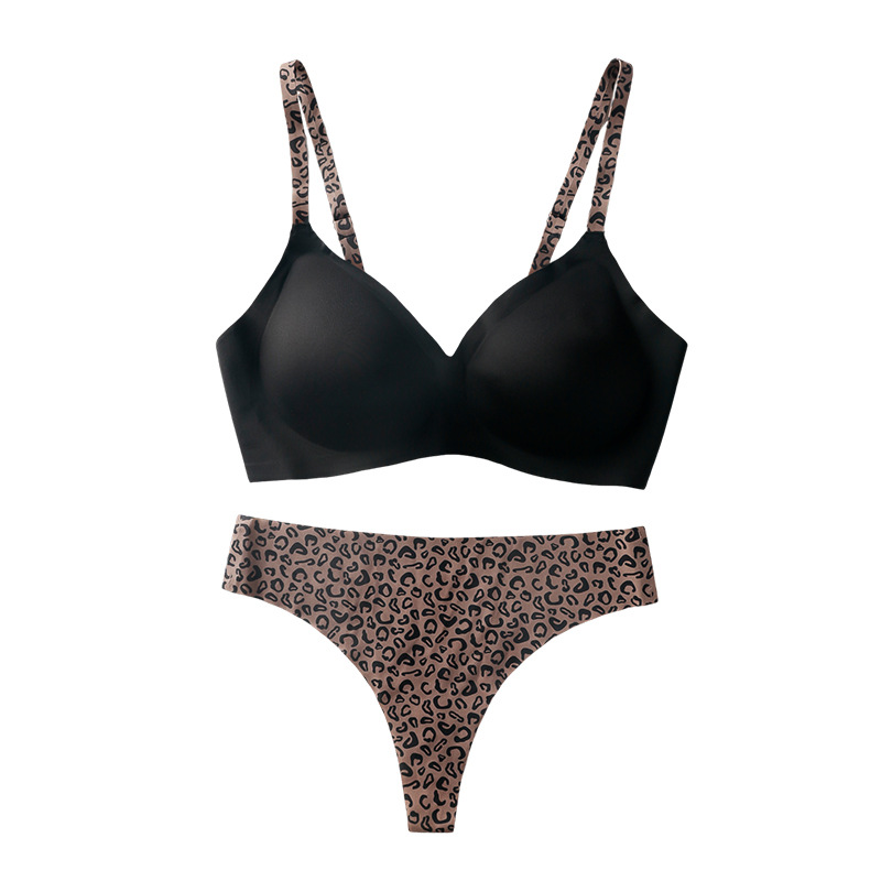 European and American style leopard print bikini sexy lingerie set, push-up bra for large breasts, leopard print thong underwear for women.
