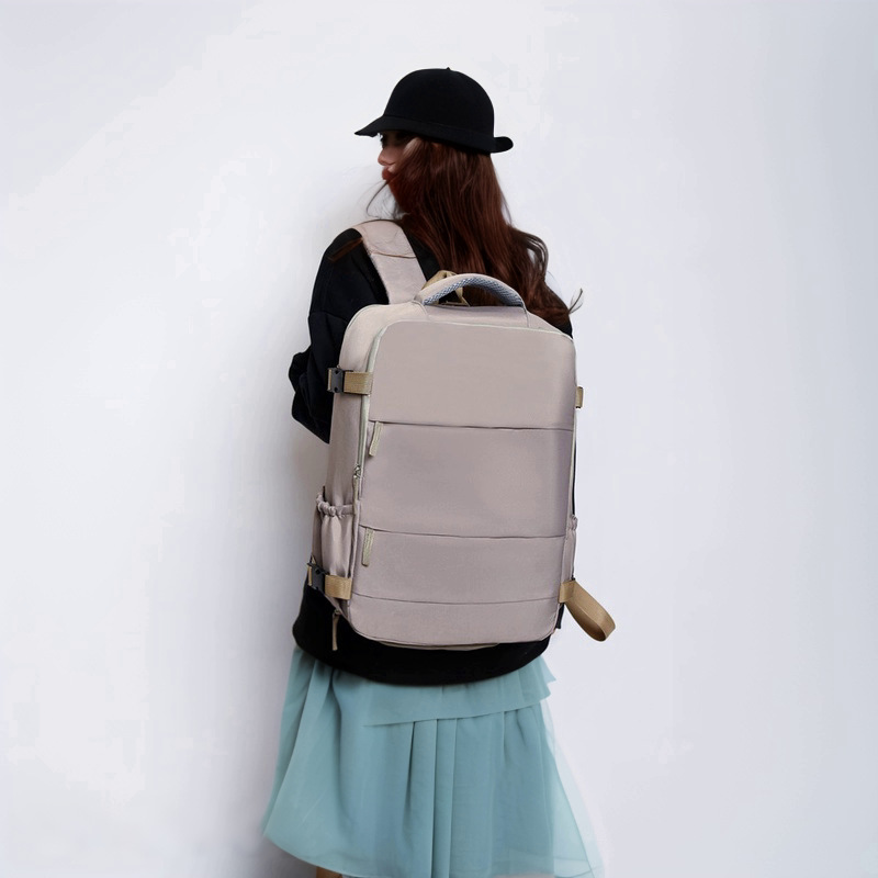 Casual Lightweight Large Capacity Oxford Cloth Backpack for Business Travel And Computer Storage Comfortable Padded Strap