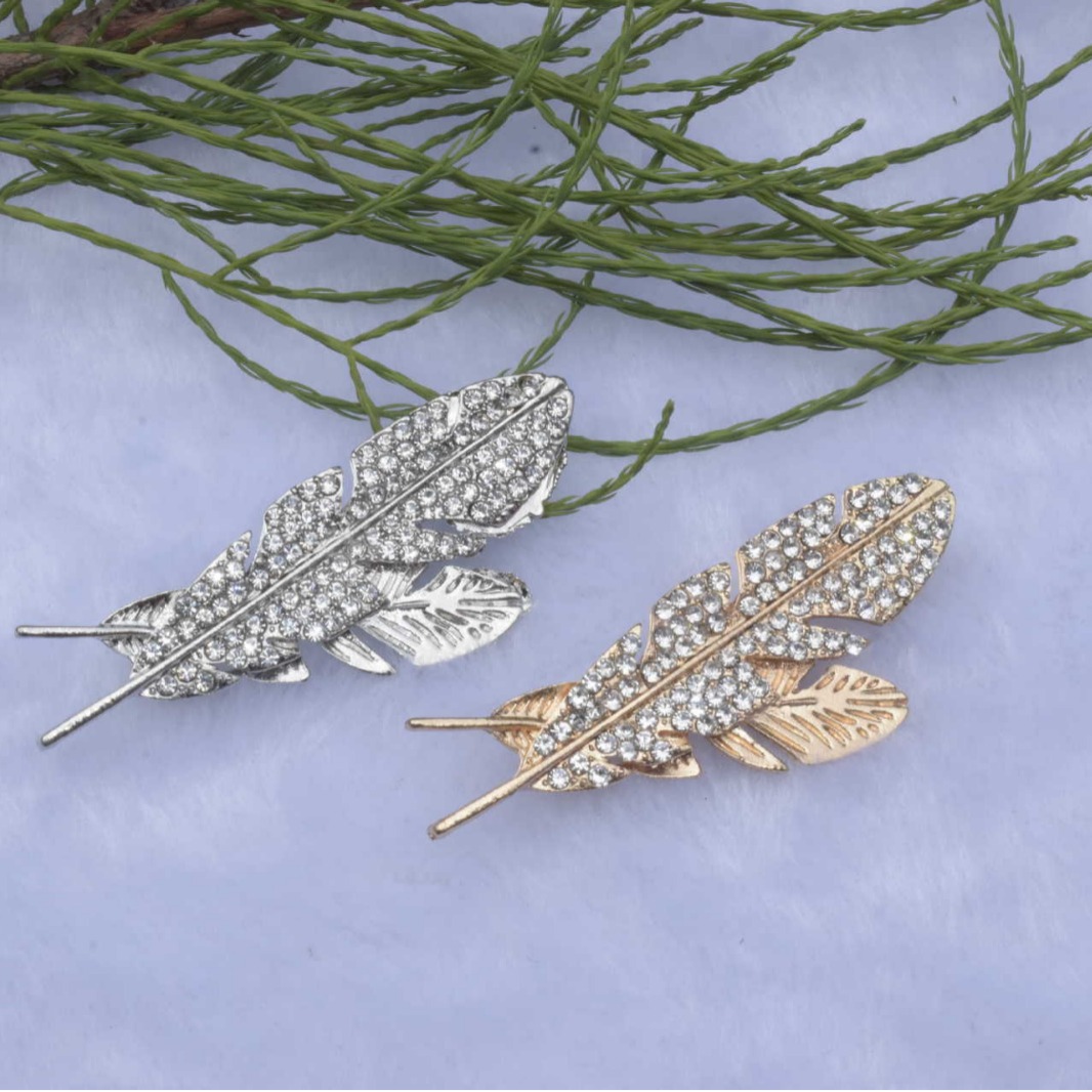 Temperament Elegant Full Rhinestone Hollow Feather Brooch Men's Classic Brooch Set Lapel Pin Jewelry Luxury Accessories A-1701