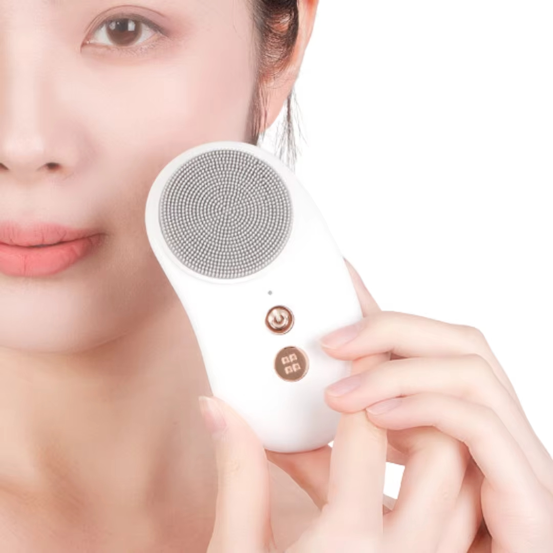 Waterproof Sonic Silicone Facial Cleansing Brush Electric Face Massager and Deep Cleaning Makeup Remover Tool for Household Use