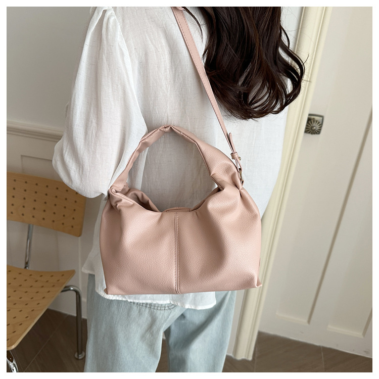 Solid Color Top Clutch Bag Stylish Twist Square Bag Simple and Versatile Commute Bolso Mujer Designer Bags Lady Handbag Purses B0262