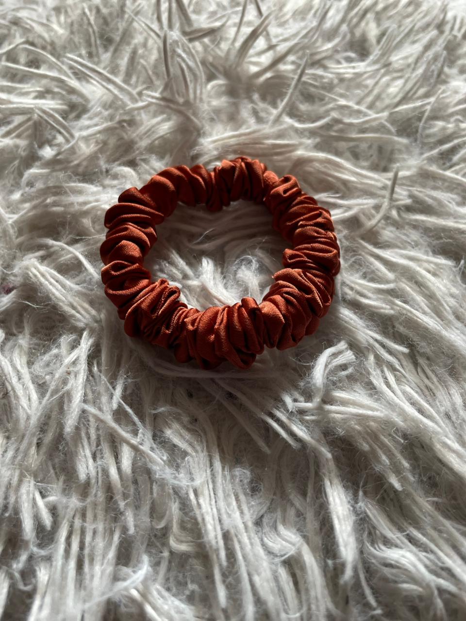 mini Satin Scrunchie,1 piece,Satin Hair Ties Girls Ponytail Holders Rubber Band Elastic Hairband Hair Accessories.    Soft and smooth on hair,elegant and classy lady.Try it your hair will thank you
