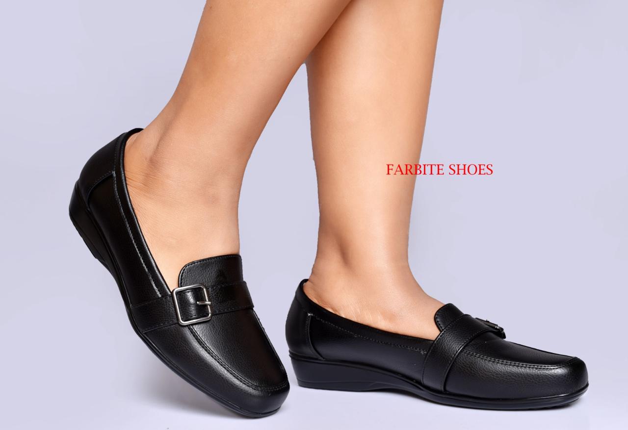 ⚡FARBITE SHOES ⚡ORIGINAL/ NEW ARRIVAL/LATEST WOMEN WEDGE🔥 High quality classic women heels affordable WEDGES🥰 Mid high Wedges making them comfortable for walking in all places🥰very cute😘⚡
