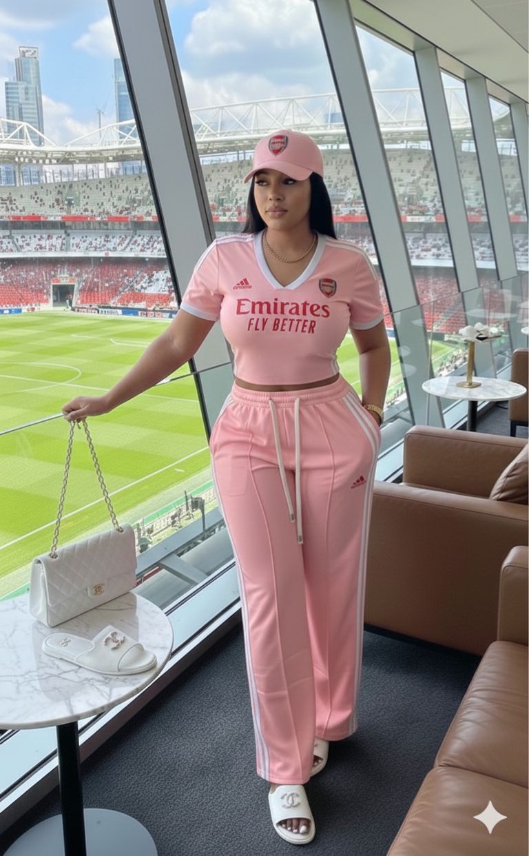 Women’s Sporty Two Piece Lounge Set – Short Sleeve Crop Top and High Waist Wide-Leg Track Pants Outfit, Casual Football Inspired Streetwear Set for Travel, Shopping, Chilling and Trendy Everyday Fashi