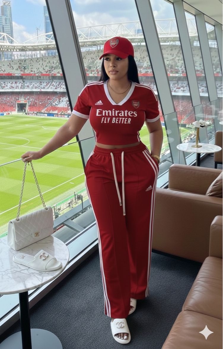 Women’s Sporty Two Piece Lounge Set – Short Sleeve Crop Top and High Waist Wide-Leg Track Pants Outfit, Casual Football Inspired Streetwear Set for Travel, Shopping, Chilling and Trendy Everyday Fashi
