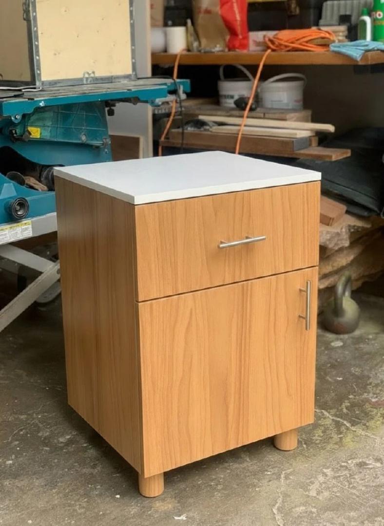 Modern 2-Tier Bedside Cabinet - Versatile Nightstand with Drawer, Storage Cupboard, & Lockable Wheels - Stylish Wood Finish Side Table for Bedroom, Home Office, & Living Room