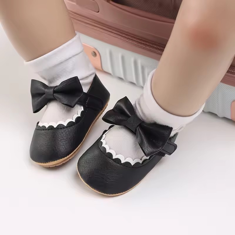 2026Black Fashion Newborn Party Princess Shoes Boys And Girls' First Step Walking Shoes Rubber Soled Anti Slip Baby Shoes 0-18M