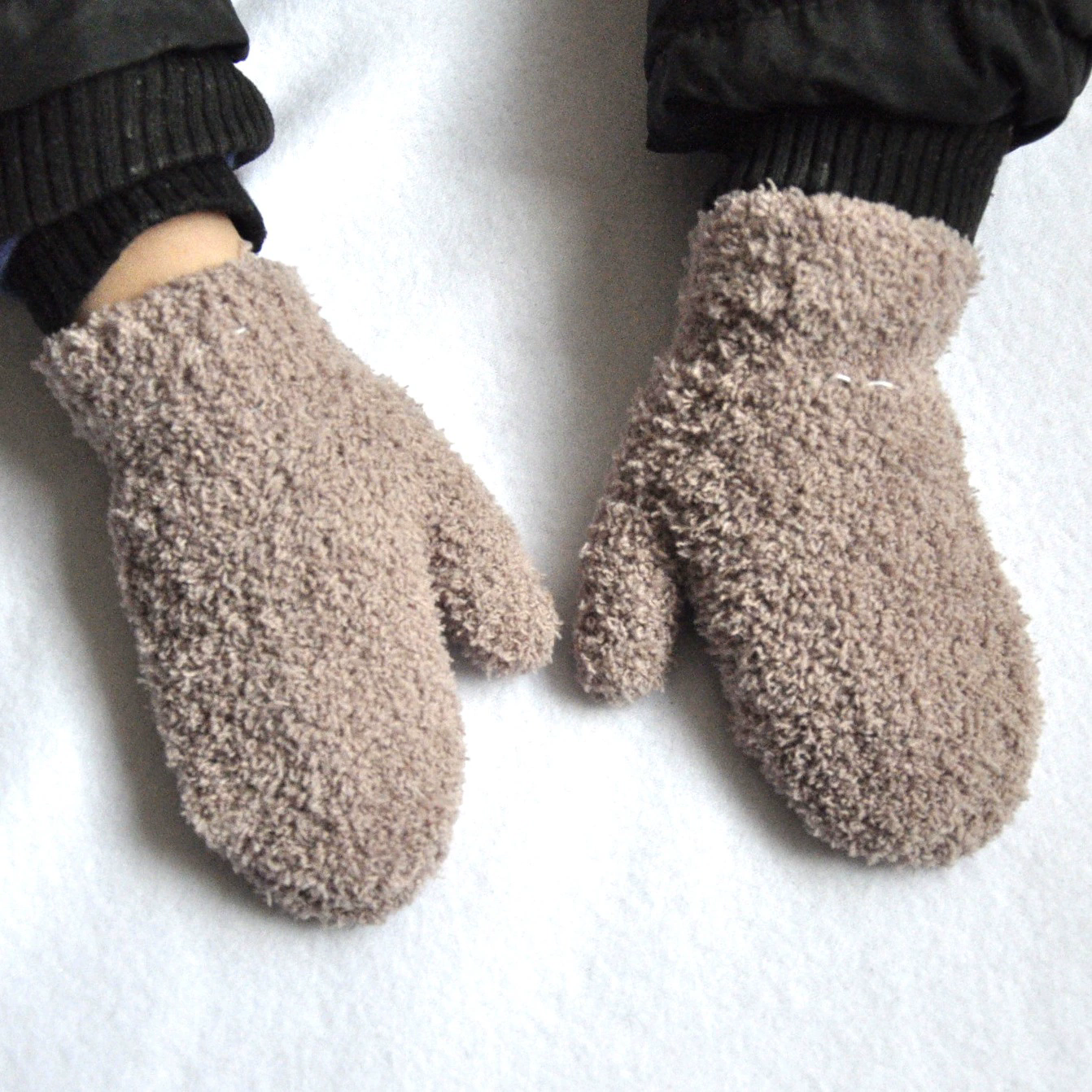 Knitted gloves mitten Baby Winter Gloves Infant baby mittens For Boy Girls Soft Warm Full Finger Gloves child mittens