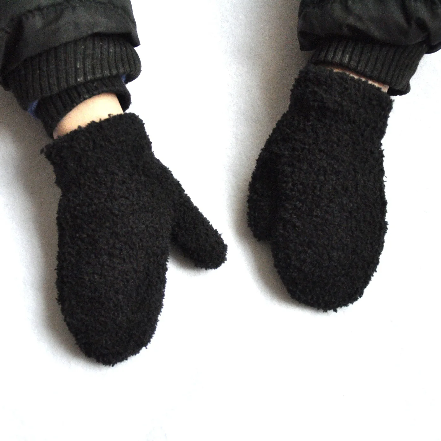 Knitted gloves mitten Baby Winter Gloves Infant baby mittens For Boy Girls Soft Warm Full Finger Gloves child mittens