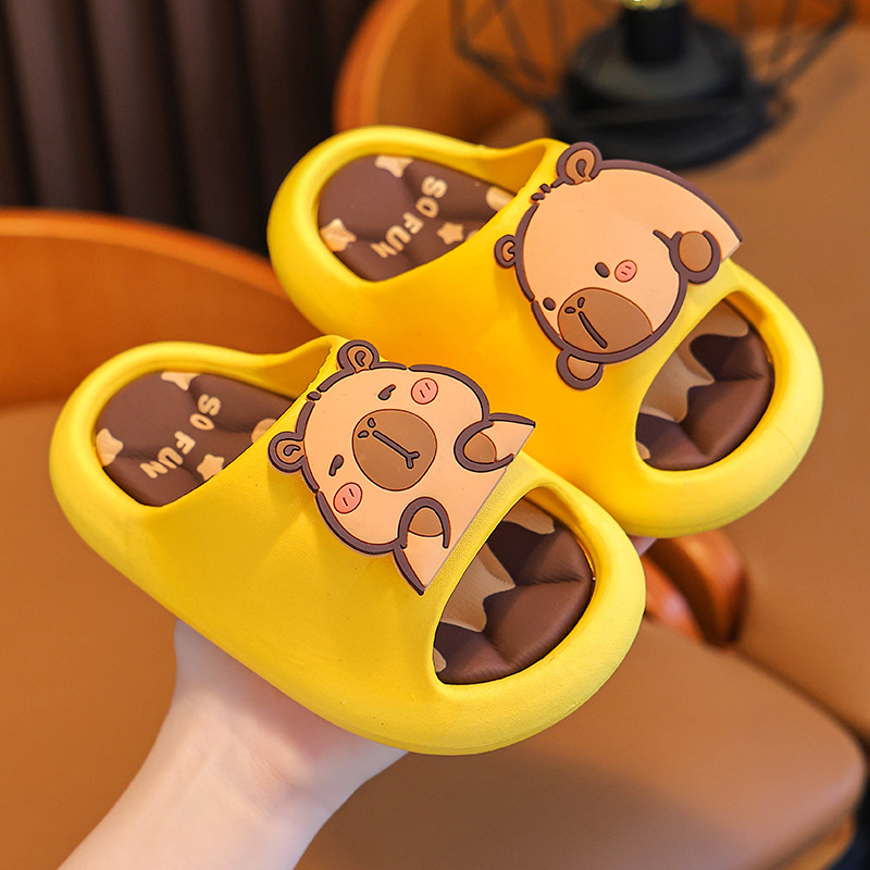 Boys' Shoes Kid Capybara Summer Kids Slippers Anti-Slip Cute Boys Girls Home Bath Slippers for Toddler & Big Children Outdoor Slippers