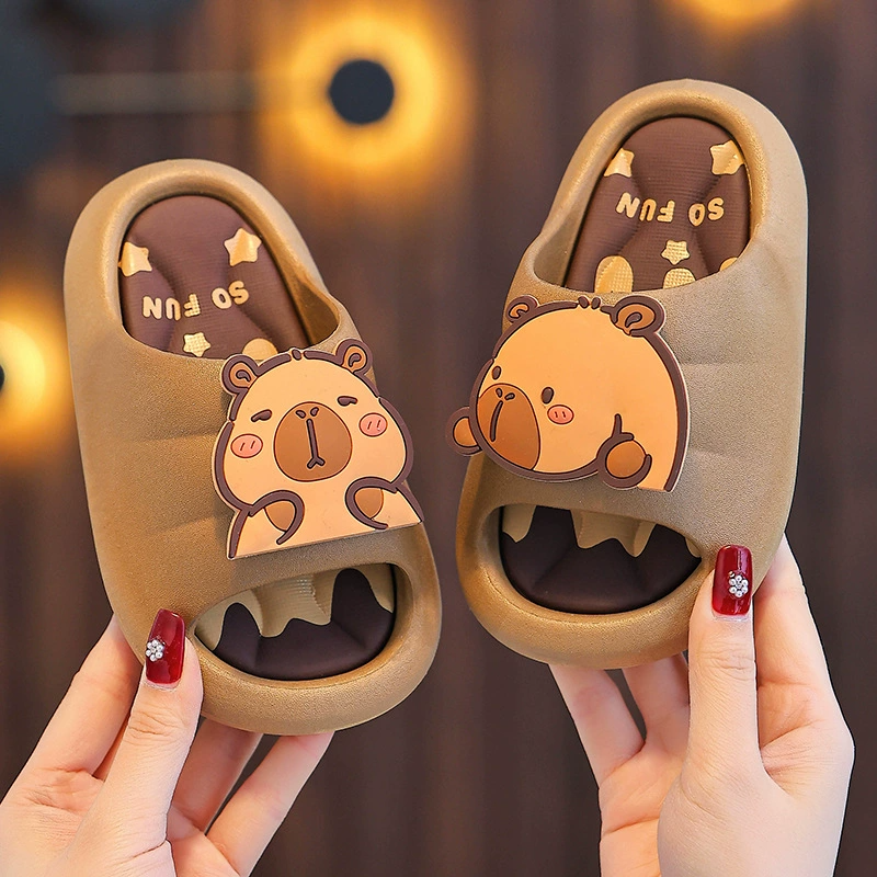 Boys' Shoes Kid Capybara Summer Kids Slippers Anti-Slip Cute Boys Girls Home Bath Slippers for Toddler & Big Children Outdoor Slippers