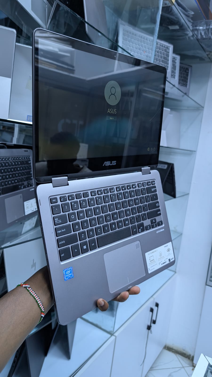 Asus VivoBook flip 14 X360 Intel  Celerone 4GB RAM 64GB SSD TOUCHSCREEN