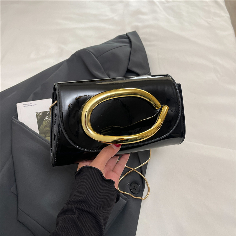 ✨ NEW ARRIVAL Luxury Elegant Gold Chain Box Clutch Bag for Women – Stylish Evening Shoulder Handbag for Parties, Weddings & Special Occasions | Trendy Mini Purse 💫