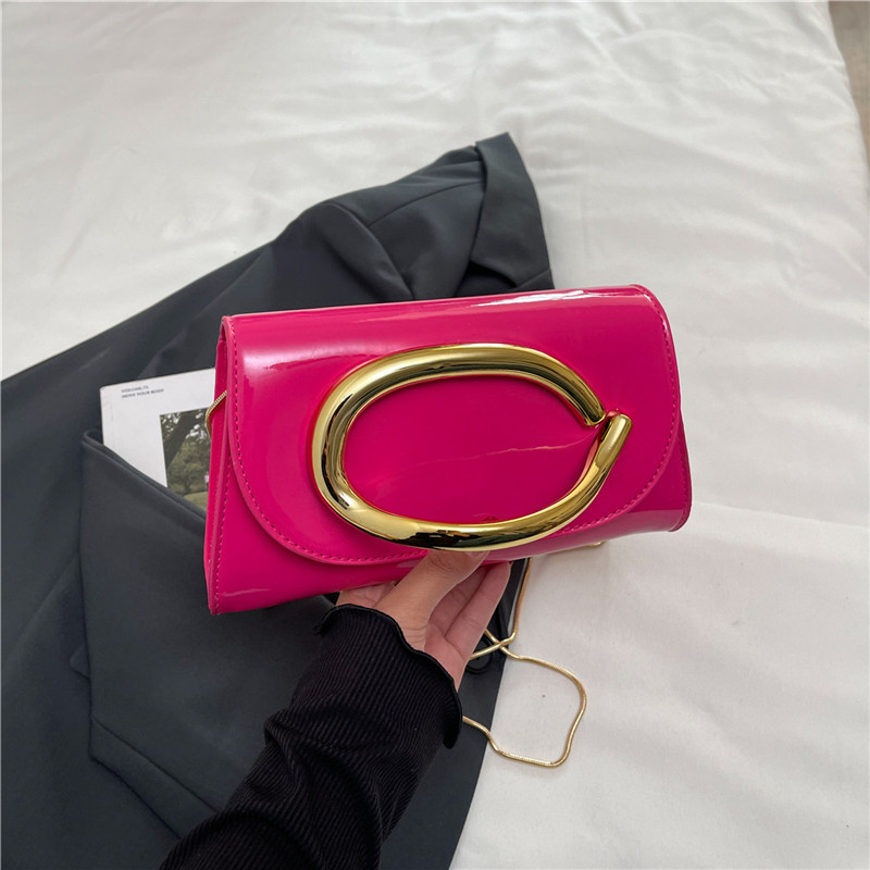 ✨ NEW ARRIVAL Luxury Elegant Gold Chain Box Clutch Bag for Women – Stylish Evening Shoulder Handbag for Parties, Weddings & Special Occasions | Trendy Mini Purse 💫
