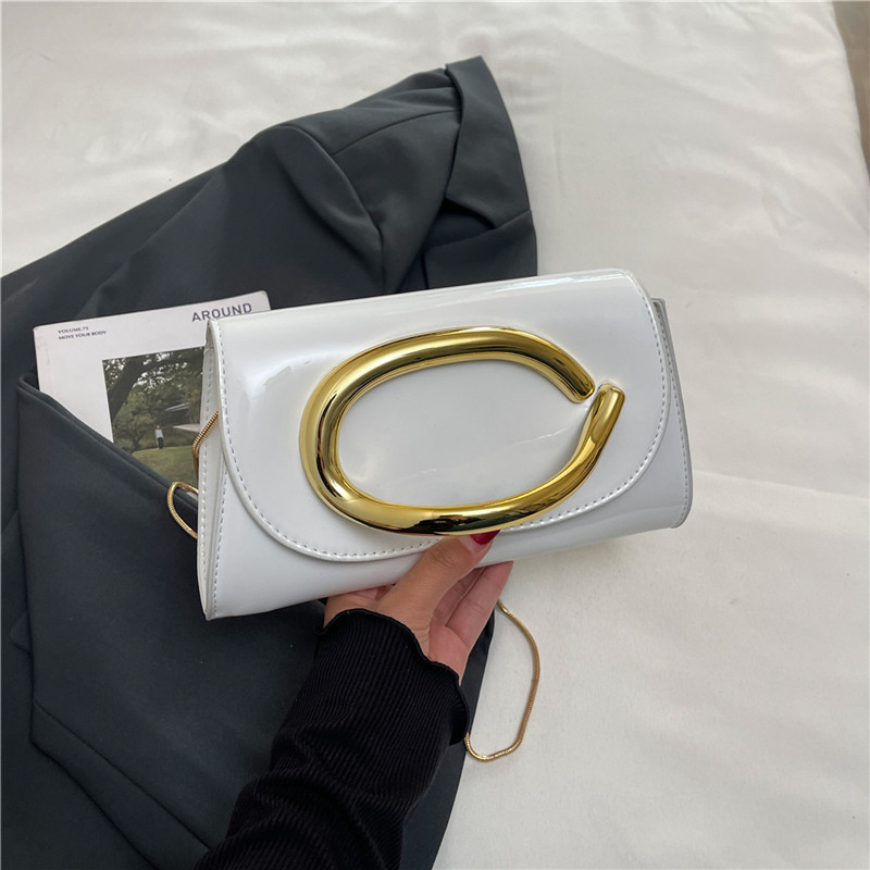 ✨ NEW ARRIVAL Luxury Elegant Gold Chain Box Clutch Bag for Women – Stylish Evening Shoulder Handbag for Parties, Weddings & Special Occasions | Trendy Mini Purse 💫