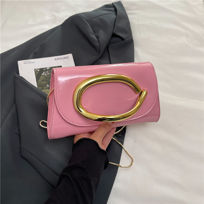 ✨ NEW ARRIVAL Luxury Elegant Gold Chain Box Clutch Bag for Women – Stylish Evening Shoulder Handbag for Parties, Weddings & Special Occasions | Trendy Mini Purse 💫