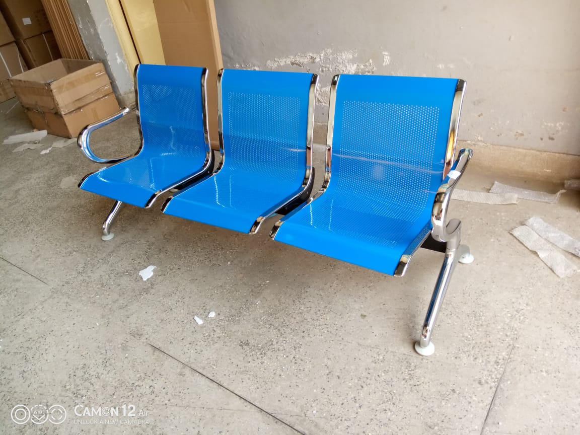 READILY ON STOCK‼️‼️3 Seater Steel Reception Bench with Black Padding – Heavy-Duty Waiting Area Chair for Office & Public Spaces🍂strong steel frame, this bench offers excellent support and stability,