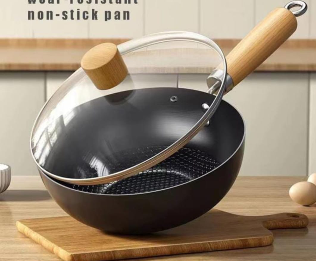 PAN. Non stick Deep frying pan with lid, non-stick coating ensures that food releases effortlessly and cleanup is quick and easy, Rust-proof and Wear-resistant