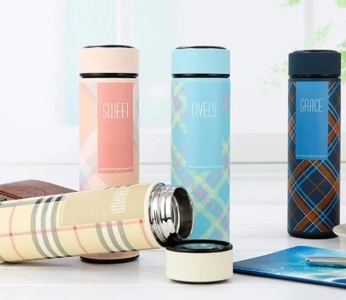 500ml Double Wall LED Vacuum Flask Fruit Infuser  Travel Thermosleak-proof screw cap prevents backpack spills while ergonomic curved grip fits tiny hands perfectly and wide mouth