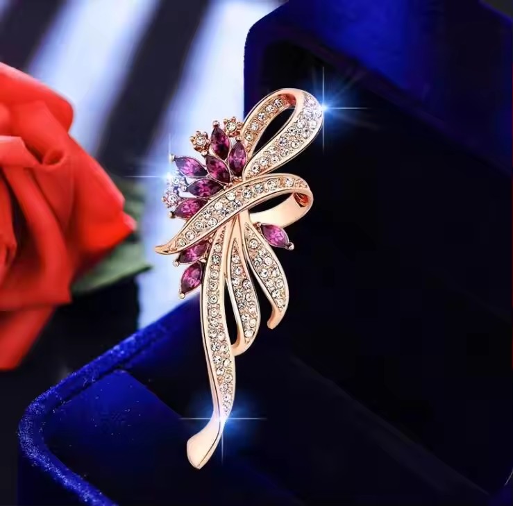 1PC Elegant Crystal Bauhinia Brooches for Women Fashion Rhinestone Bouquet Brooch Wedding Jewelry Clothing Coat Lapel Pins