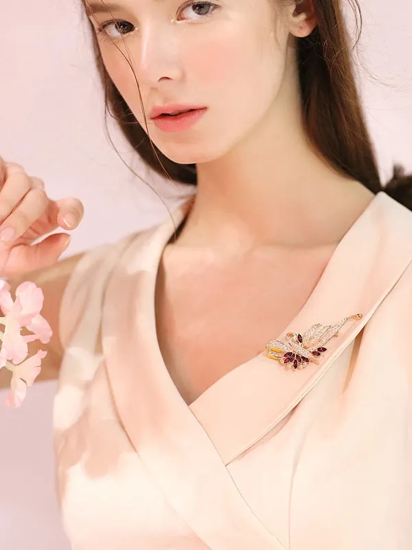 1PC Elegant Crystal Bauhinia Brooches for Women Fashion Rhinestone Bouquet Brooch Wedding Jewelry Clothing Coat Lapel Pins